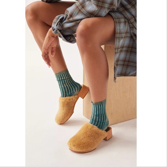 Swedish Hasbeens Fluff Slip On CLOGS Size 41 10.5 11 Shearling Wood NEW $340 - Picture 3 of 14